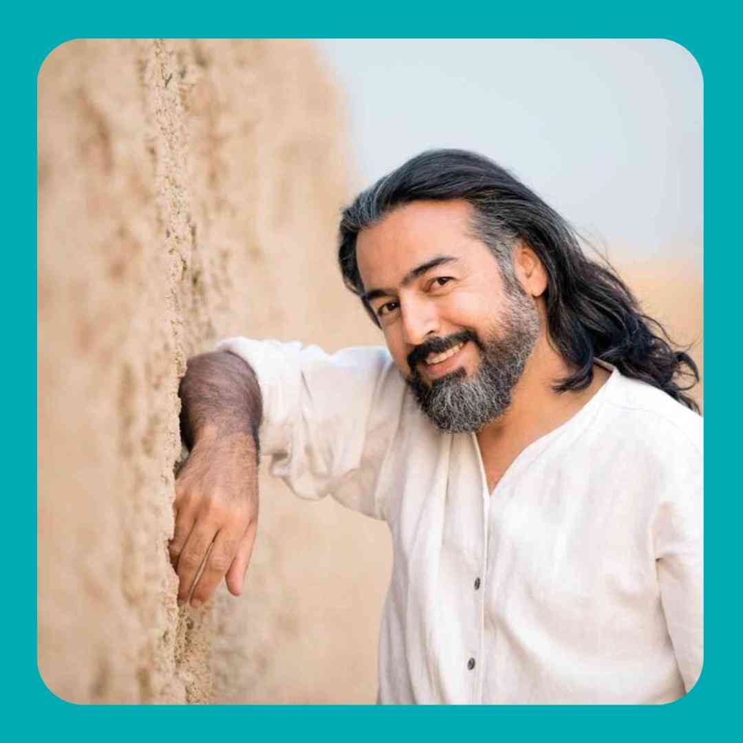 پرواز همای رها کن