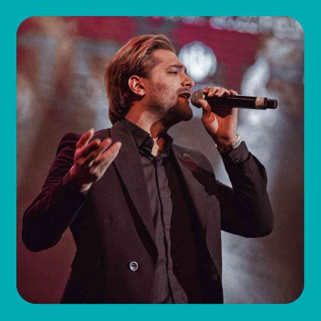 ماکان بند (امیر مقاره) اصلا ببخشید بعضی وقتا بد حرف میزنم