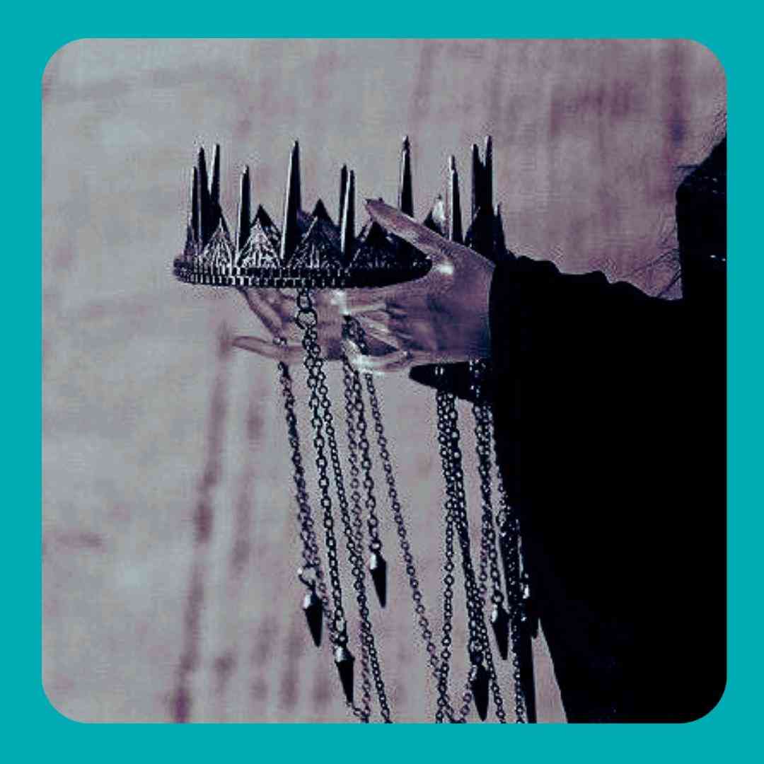  آخه یارم رنگ موهاش مشکی کلاغی بود