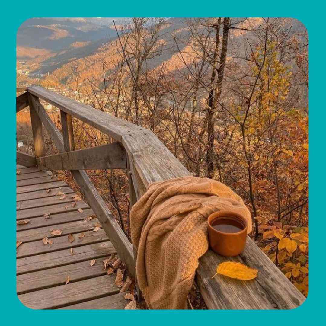 گرل این رد وی فال این لاو این اکتبر