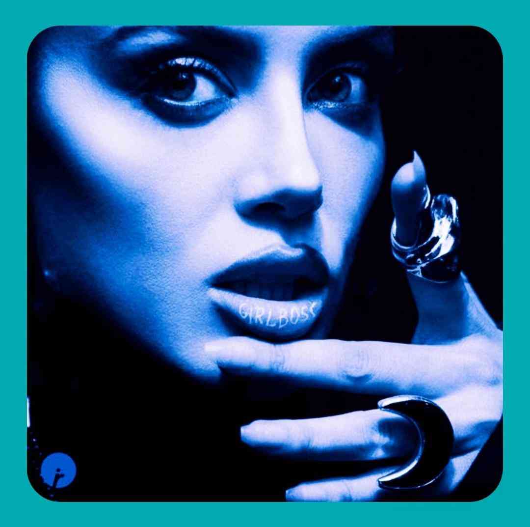 سارا لندری گرل باس